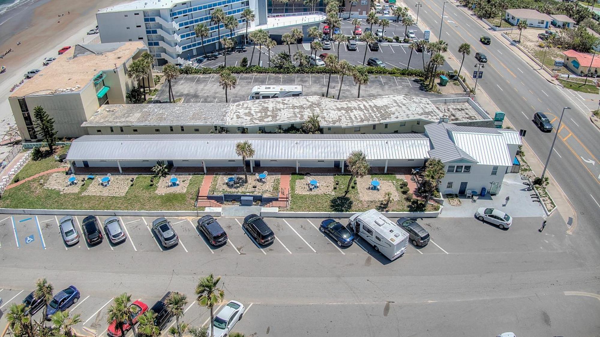 Daytona Shores Inn And Suites Дейтона-Бич-Шорс Экстерьер фото